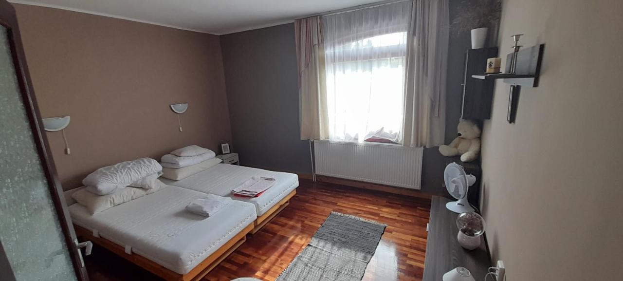 Sunfish Apartman Балатонсарсо Екстериор снимка
